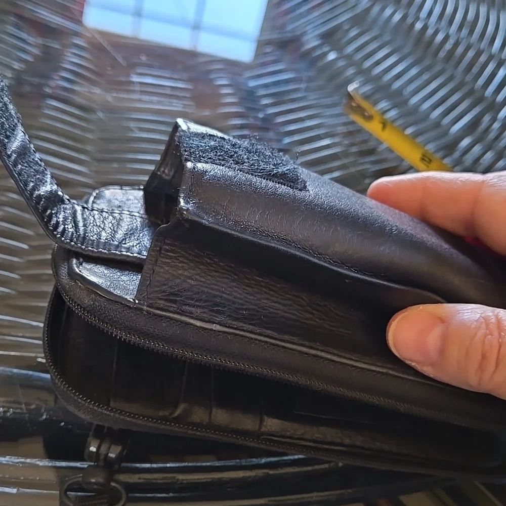 Wilson Black Leather Holster Clip Durable Smartphone Accessory Wallet